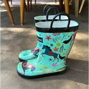 Girls rain boots